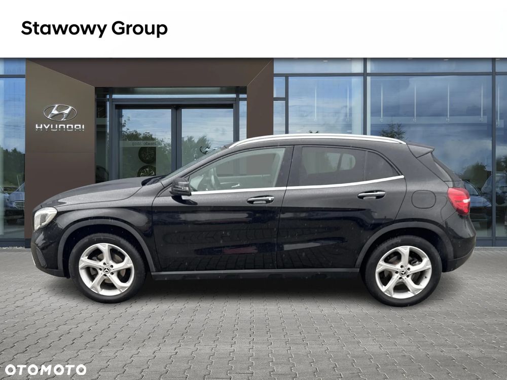 Mercedes-Benz GLA 200 7G-DCT Urban - 3