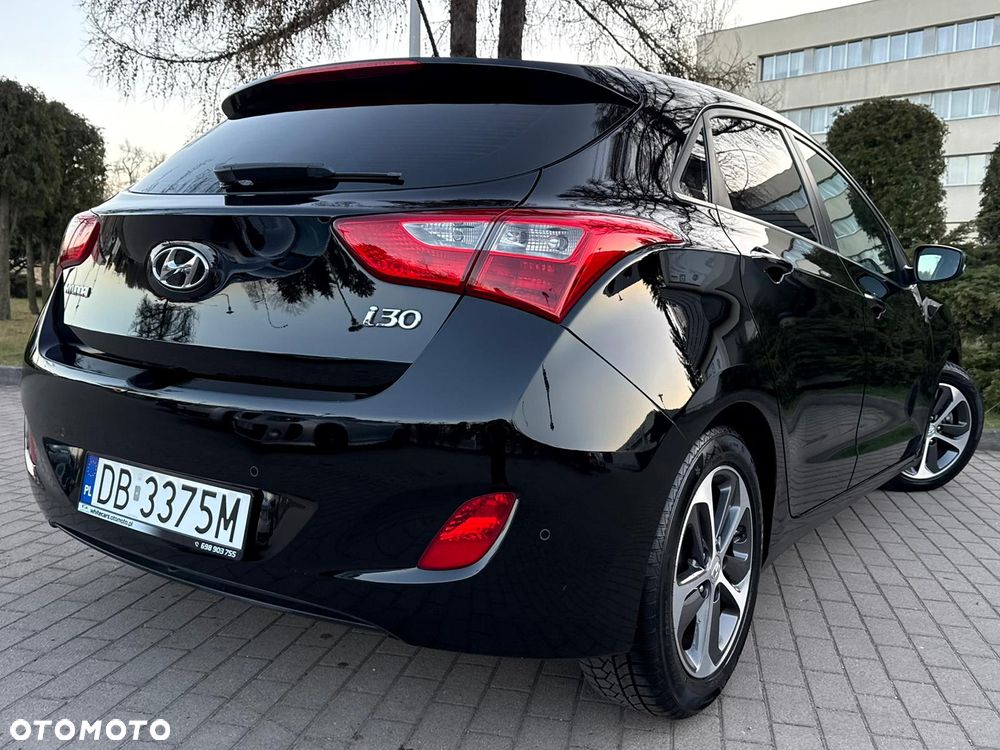 Hyundai i30 1.4 Premium - 19