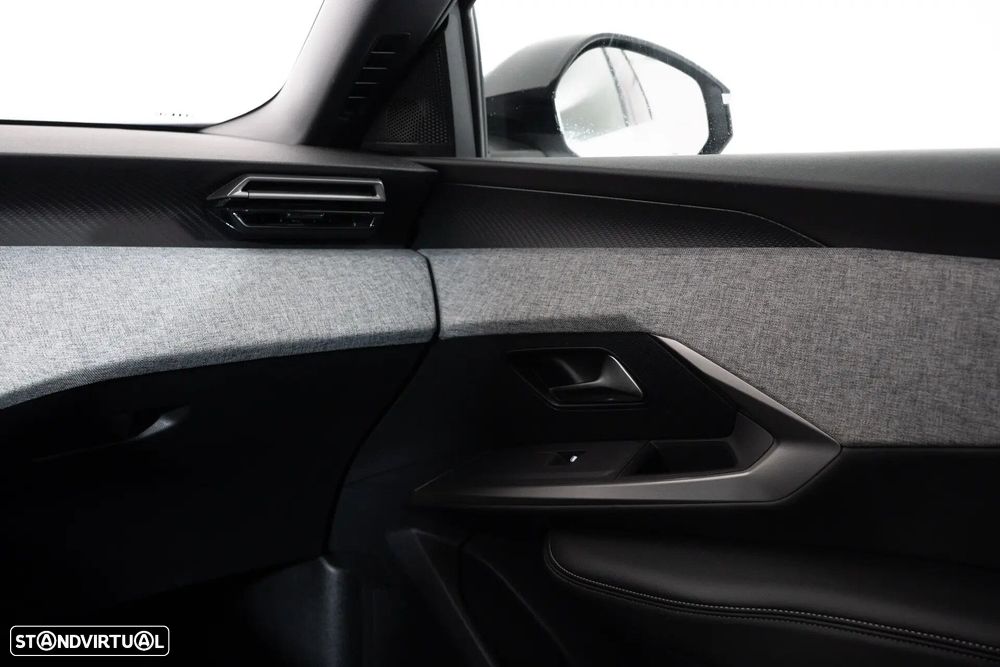 Peugeot 3008 1.2 Hybrid Allure Pack e-DCS6 - 42