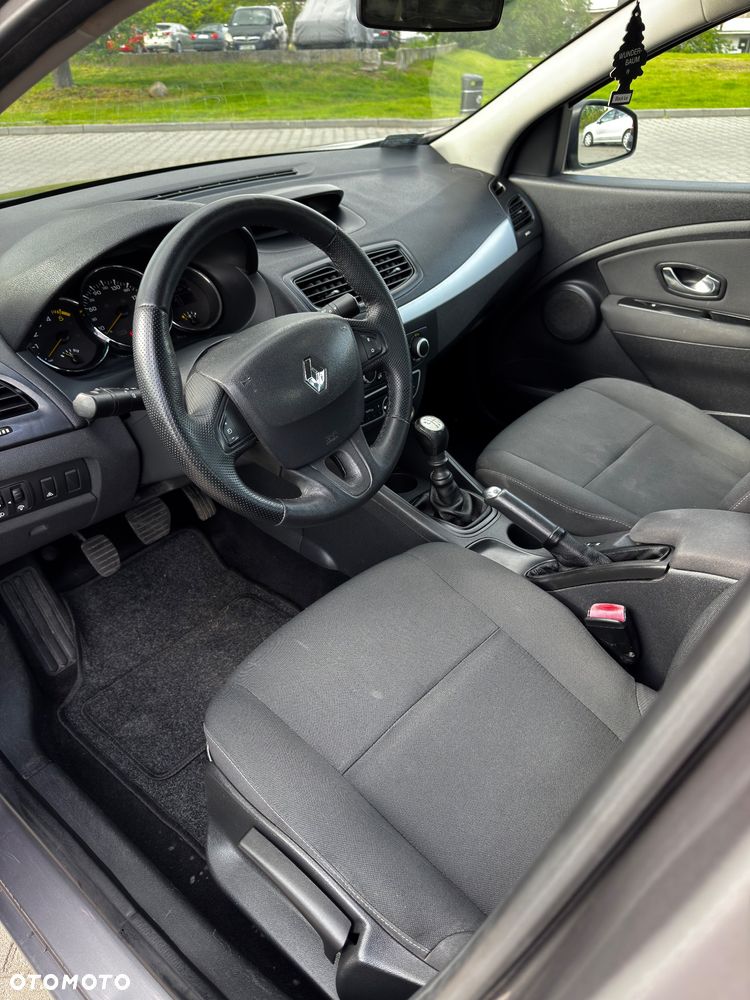 Renault Fluence 1.5 dCi Expression - 21