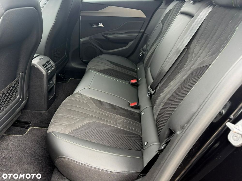 Peugeot 308 - 23