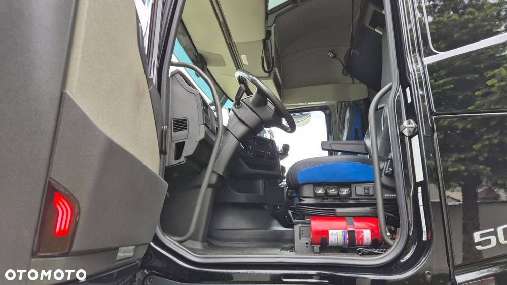 Volvo VOLVO///FH///500///2022/// GLOBETROTTER///XXL/// ALUFELGI///VIRTUAL COCPIT///TABLET///FULL LED///KLIMATYZACJA POSTOJOWA///ZABUDOWY MIĘDZYOSIOWE///KAMERA/// STAN BARDZO DOBRY - 23