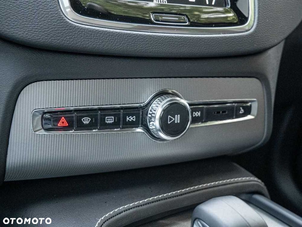 Volvo XC 90 B5 D AWD Ultimate Dark 7os - 10