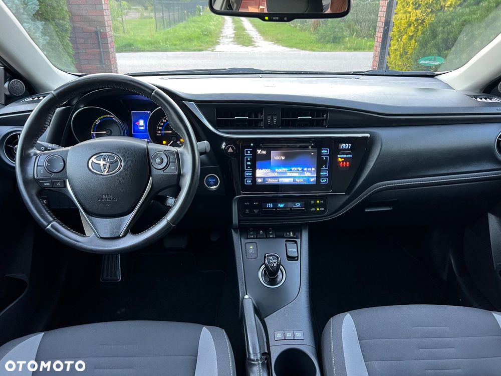 Toyota Auris 1.8 HSD Prestige - 20
