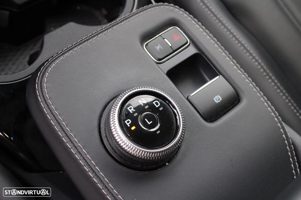 Ford Mustang Mach-E Alargada - 15