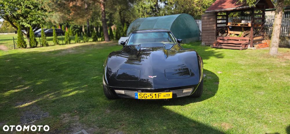 Chevrolet Corvette - 32