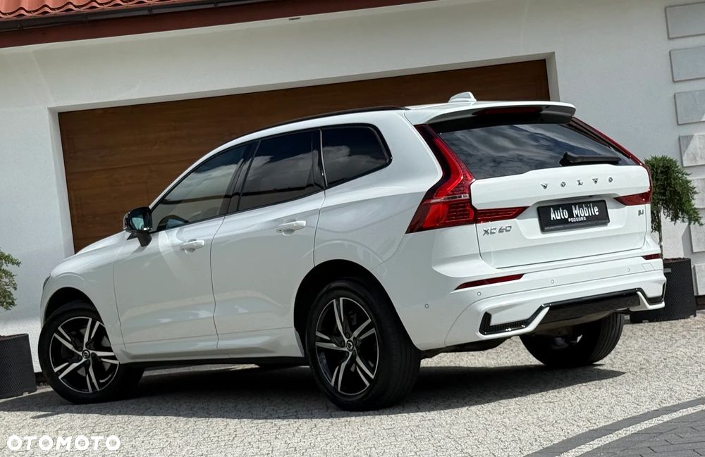 Volvo XC 60 B4 D Plus Dark - 6