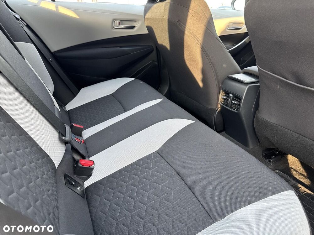 Toyota Corolla 1.8 Hybrid Comfort - 11