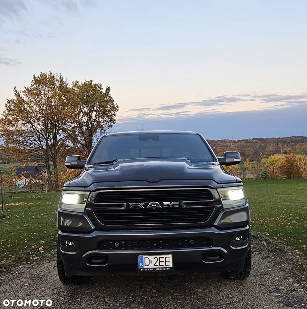 RAM 1500 Crew Cab Shortbed Laramie - 22