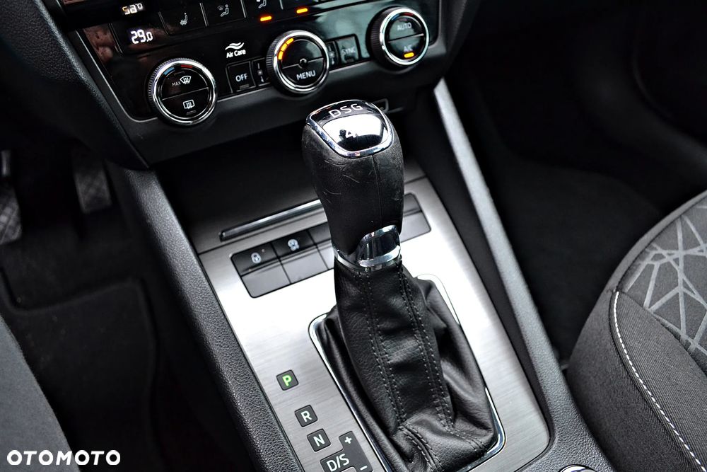 Skoda Octavia 2.0 TDI 4x4 DSG Clever - 38