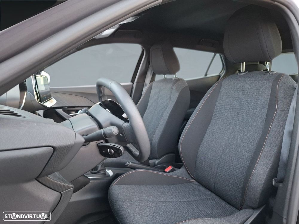Peugeot 2008 1.2 Style - 11