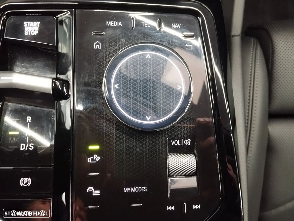 BMW 520 d Pack Desportivo M - 34