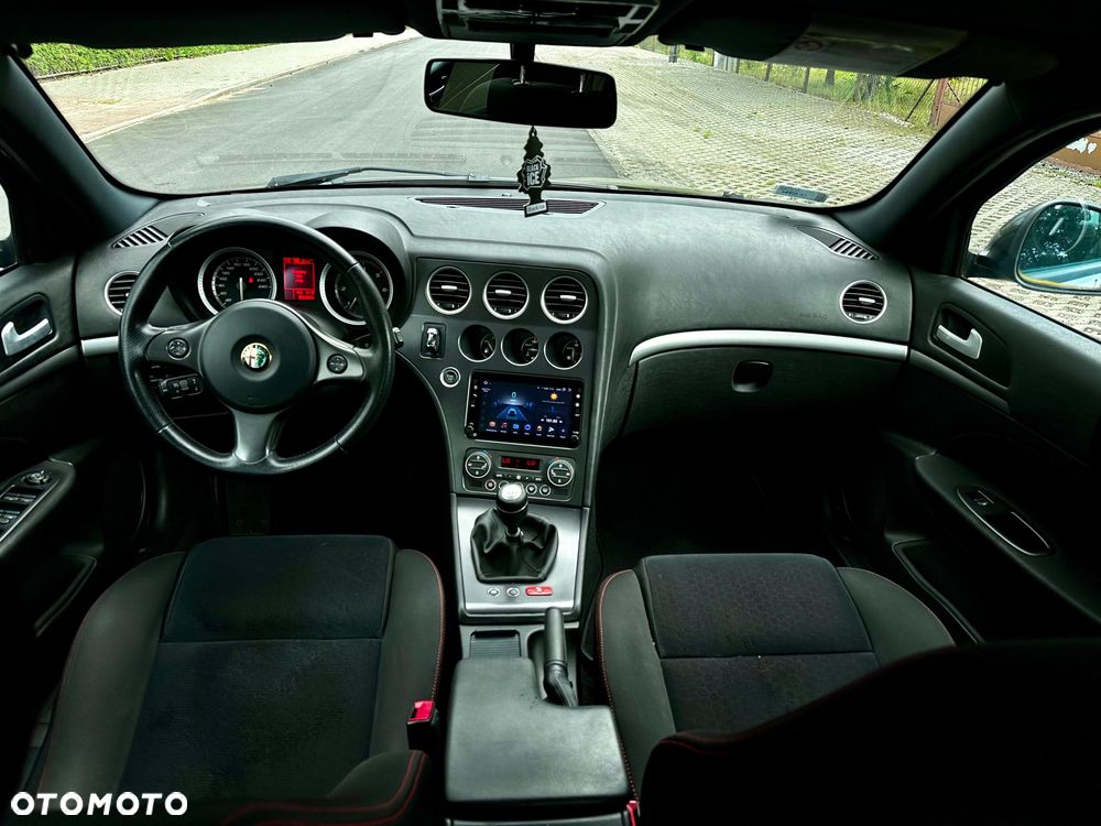 Alfa Romeo 159 - 6