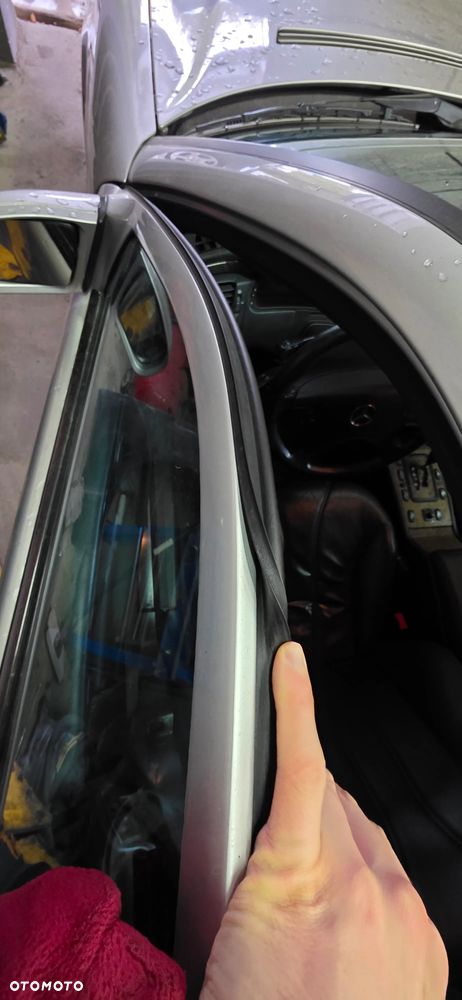 Mercedes-Benz Klasa E - 26