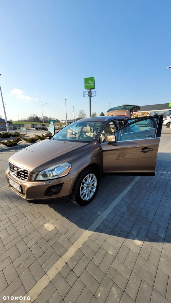 Volvo XC 60 D5 AWD Summum - 3