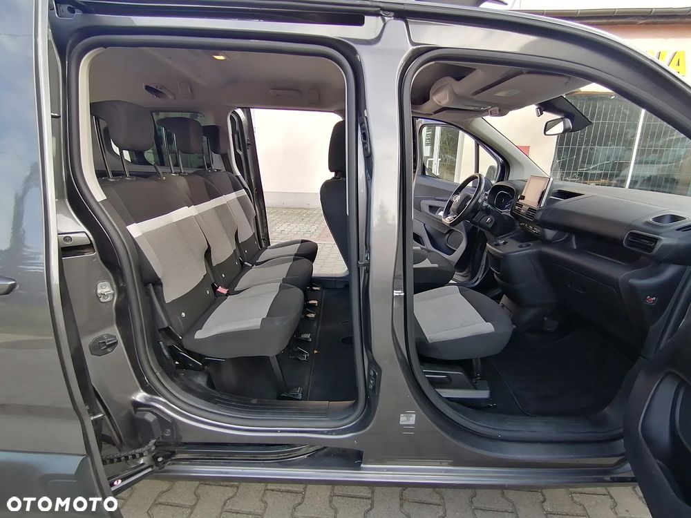 Citroën Berlingo XL 7-Sitzer PureTech 130 EAT8 FEEL - 28