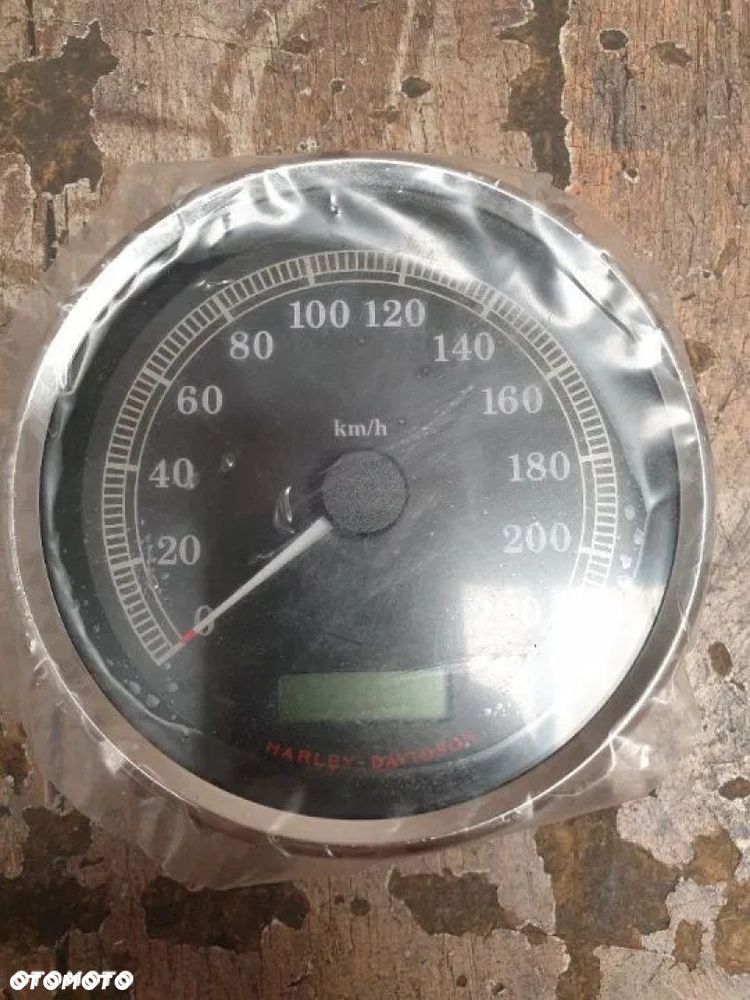 Licznik zegar prędkościomierz Europejski Harley Davidson Softail 67197-11 - 2