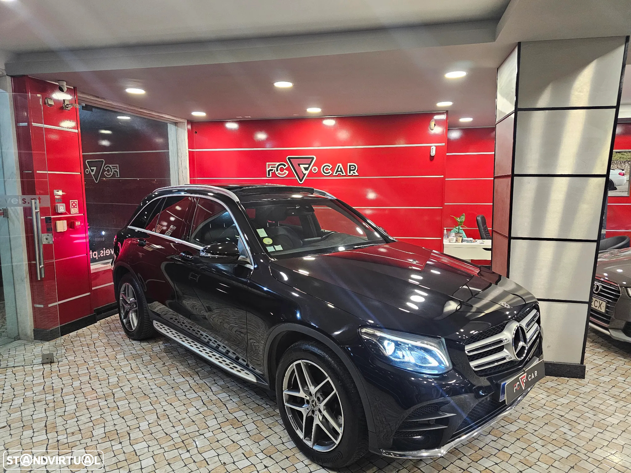 Mercedes-Benz GLC 250 d 4Matic 9G-TRONIC AMG Line - 30