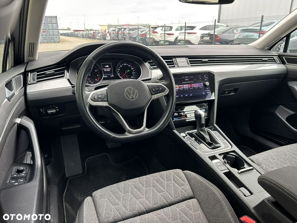Volkswagen Passat 1.5 TSI EVO Business DSG - 12