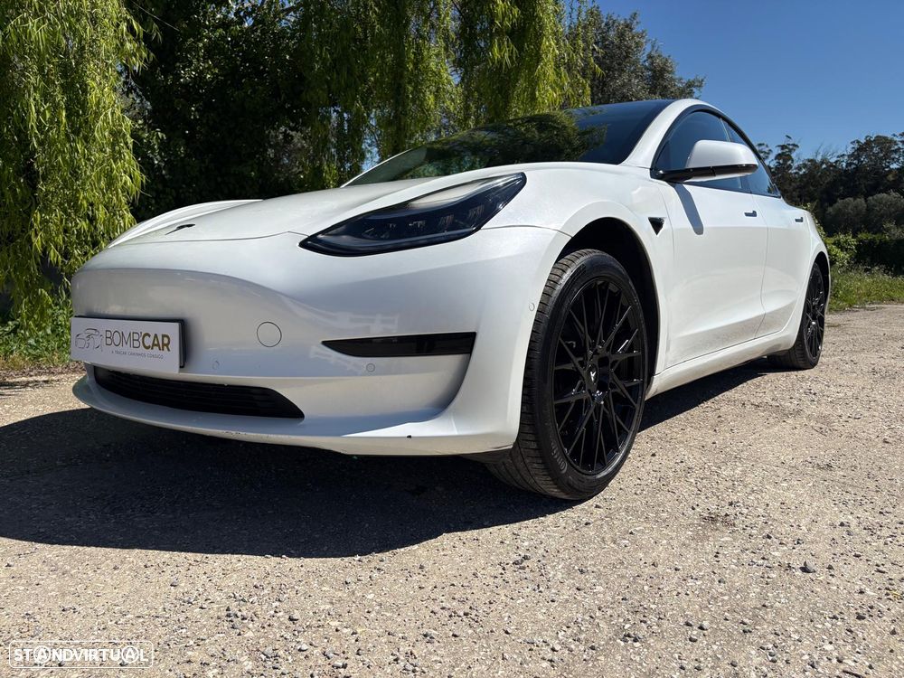 Tesla Model 3 Standard Range Plus RWD - 3