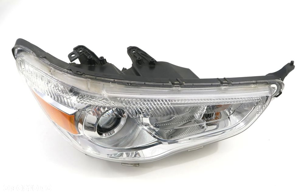 MITSUBISHI ASX Lift. 2013 - 2019 reflektor prawy R soczewka H11 ORYGINAŁ OE - 10