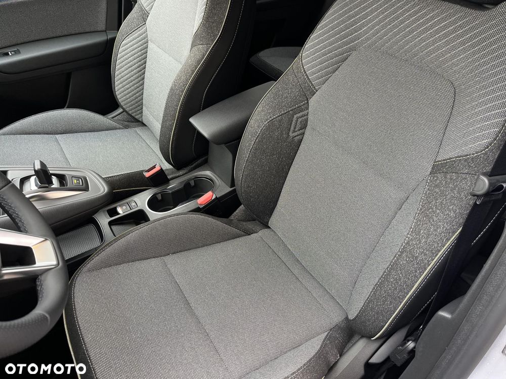 Renault Symbioz - 15