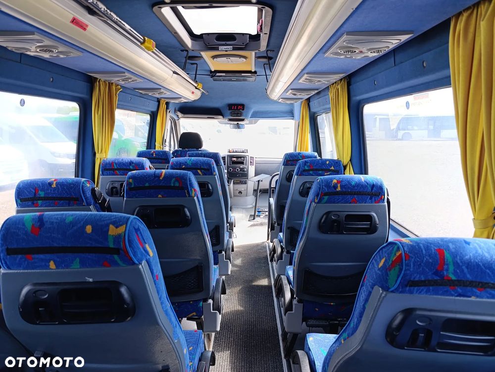Mercedes-Benz Sprinter 519 - 22