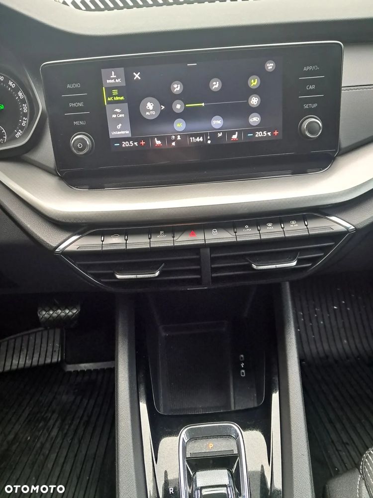 Skoda Octavia 2.0 TDI SCR Ambition DSG - 17