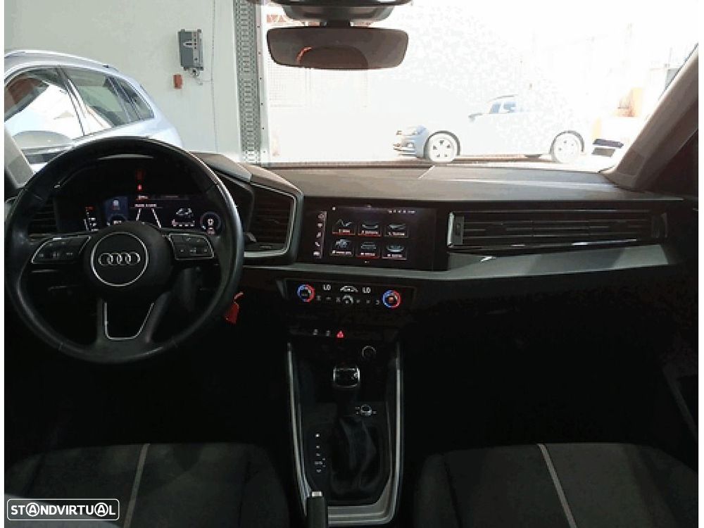 Audi A1 Citycarver 30 TFSI S tronic — fotografia 27
