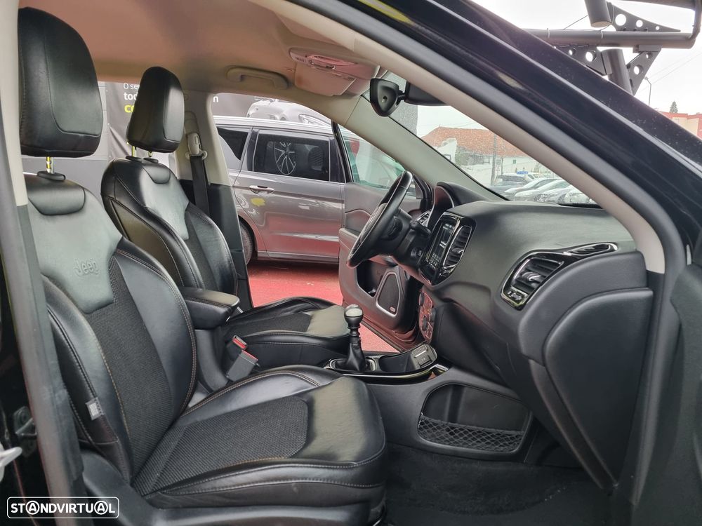 Jeep Compass 1.6 M-Jet Limited - 17