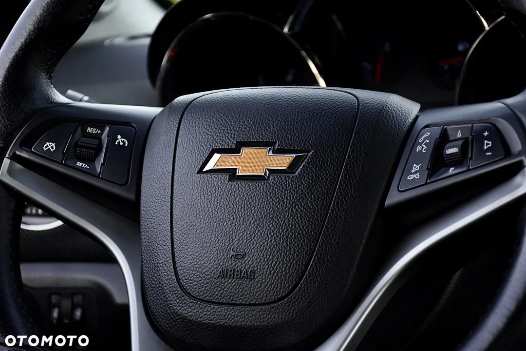 Chevrolet Cruze 1.4 T LT - 21