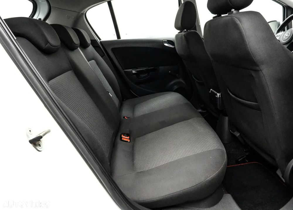 Opel Corsa 1.2 Essentia - 16
