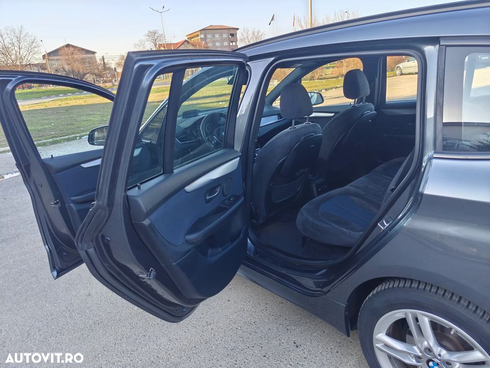 BMW Seria 2 218d Aut. M Sport - 5