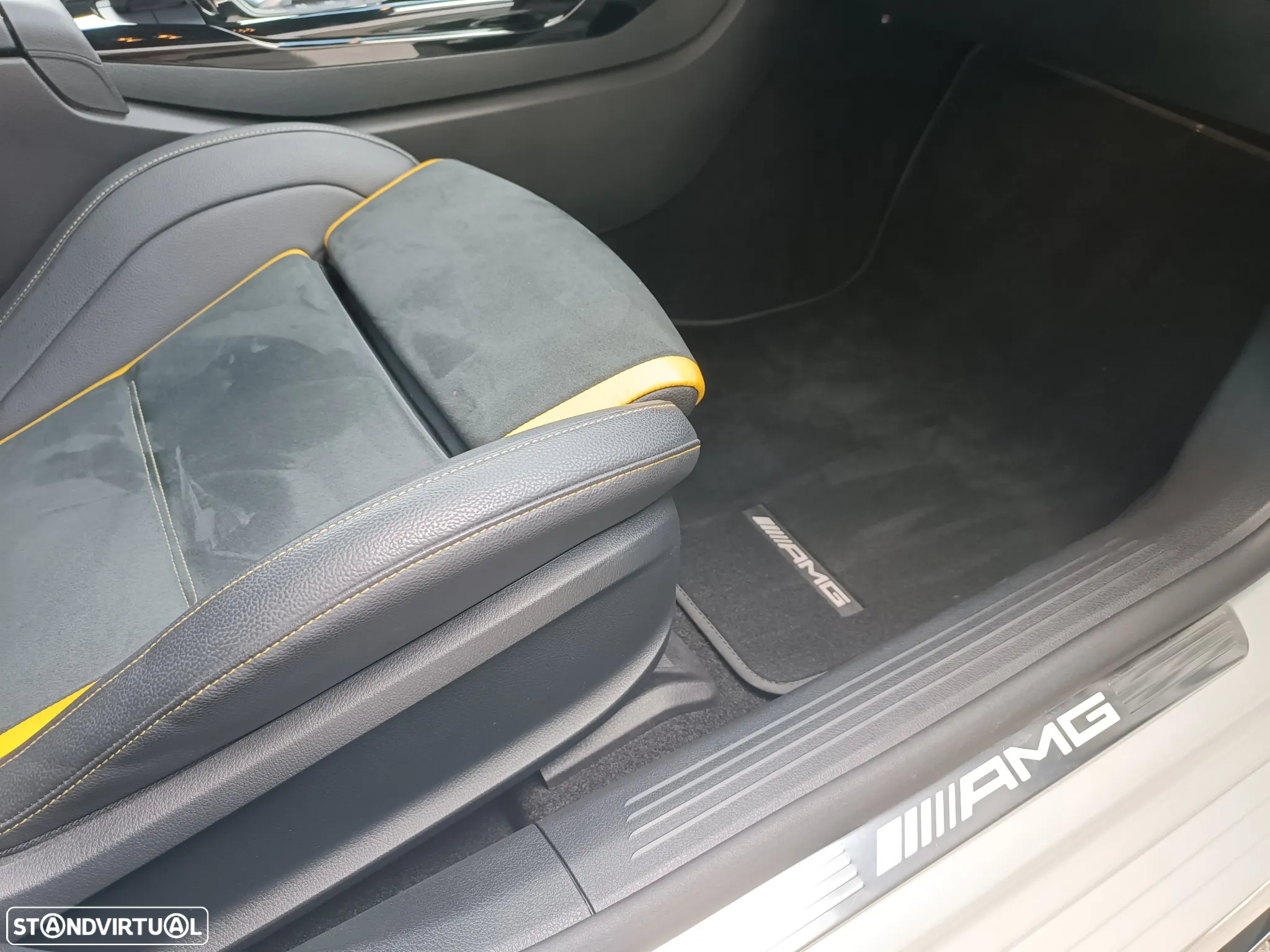 Mercedes-Benz A 45 AMG S 4Matic+ Speedshift DCT 8G Advanced-Plus - 33