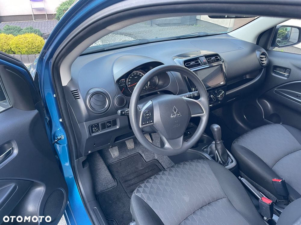 Mitsubishi Space Star AS&G 1.2 Select+ Black - 19