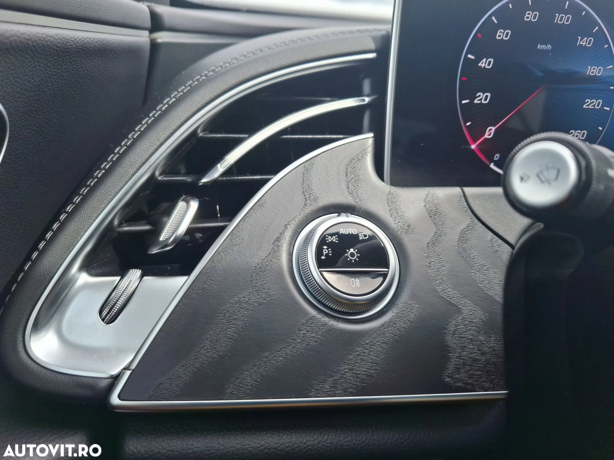 Mercedes-Benz E - 24