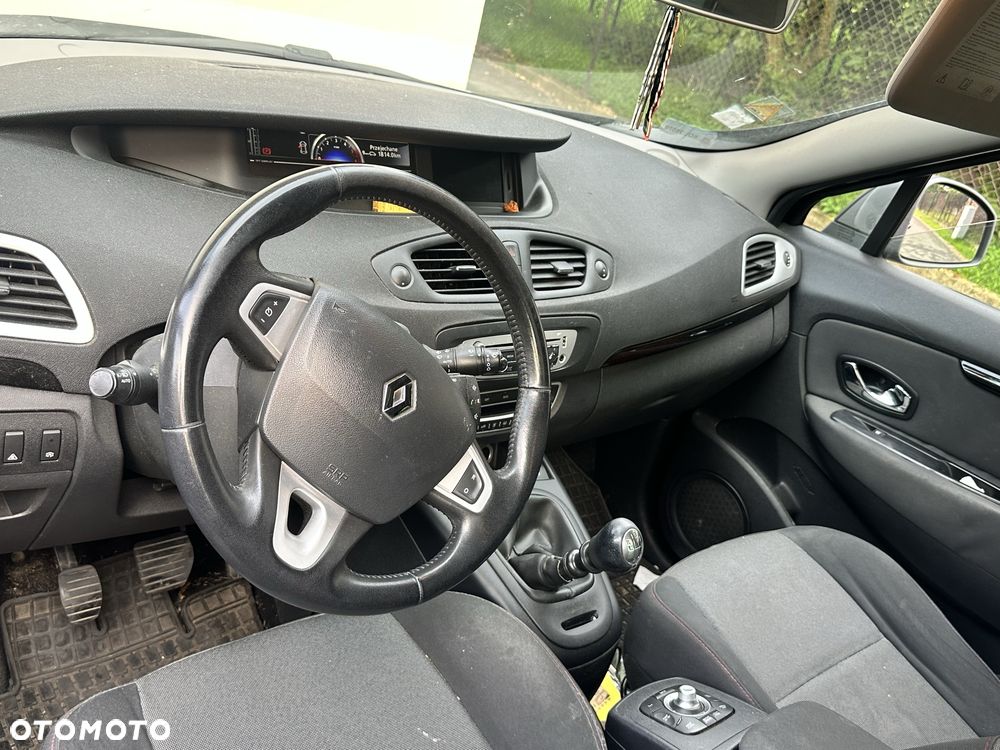 Renault Scenic - 6