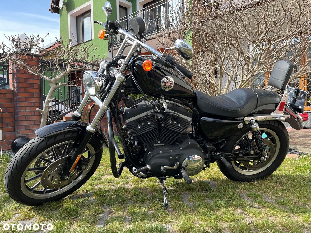 Harley-Davidson Sportster Roadster 883R - 4