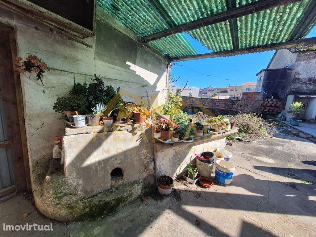 Moradia para Restauro em Aguçadoura! - Grande imagem: 5/26