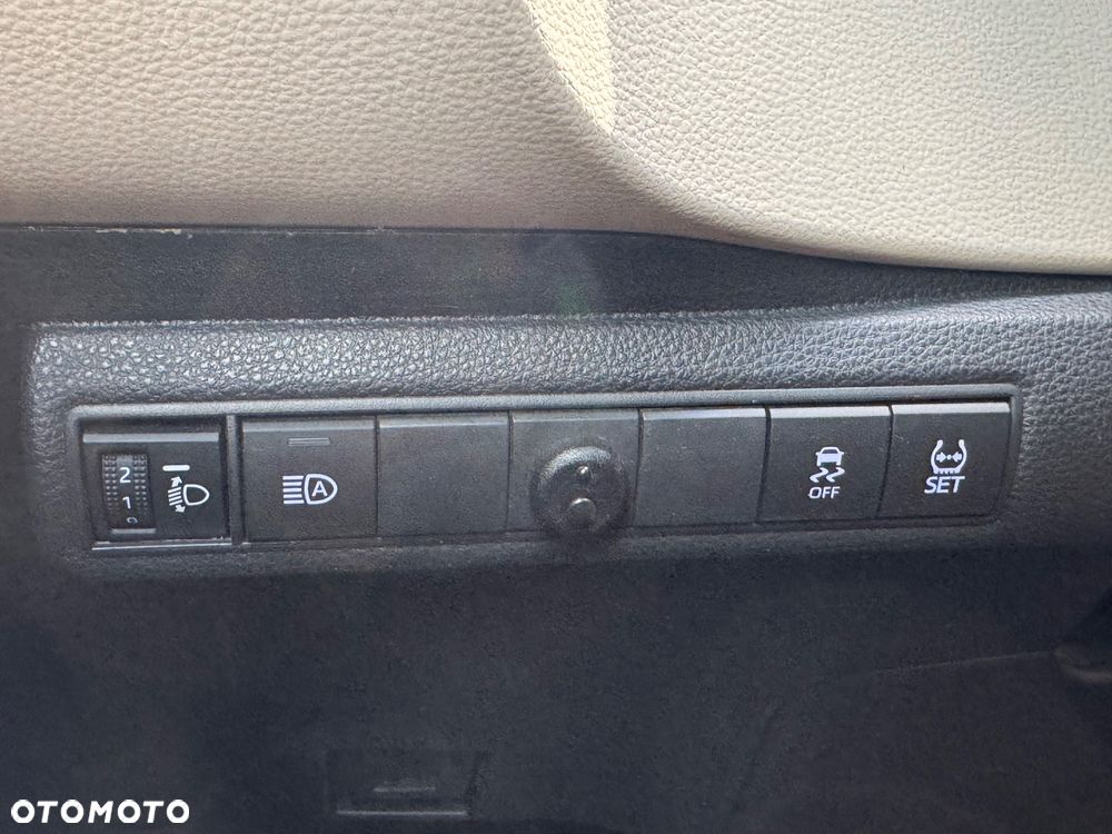 Toyota Corolla 1.8 Hybrid Comfort - 29