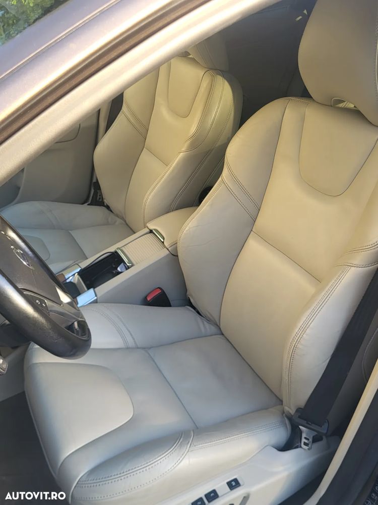 Volvo XC 60 D5 AWD Aut. Summum - 6