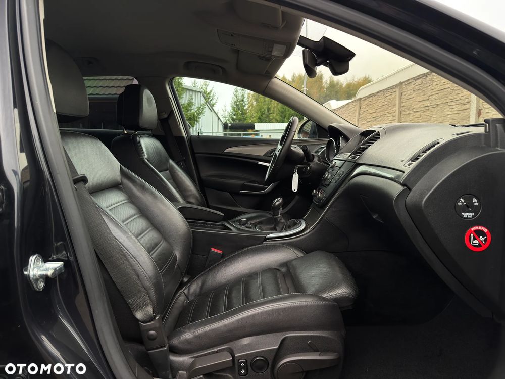 Opel Insignia 2.0 CDTI Cosmo - 17