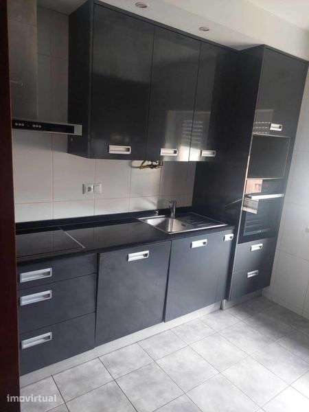 Apartamento T3 Arrendado – Oportunidade de Investimento - Grande imagem: 2/11