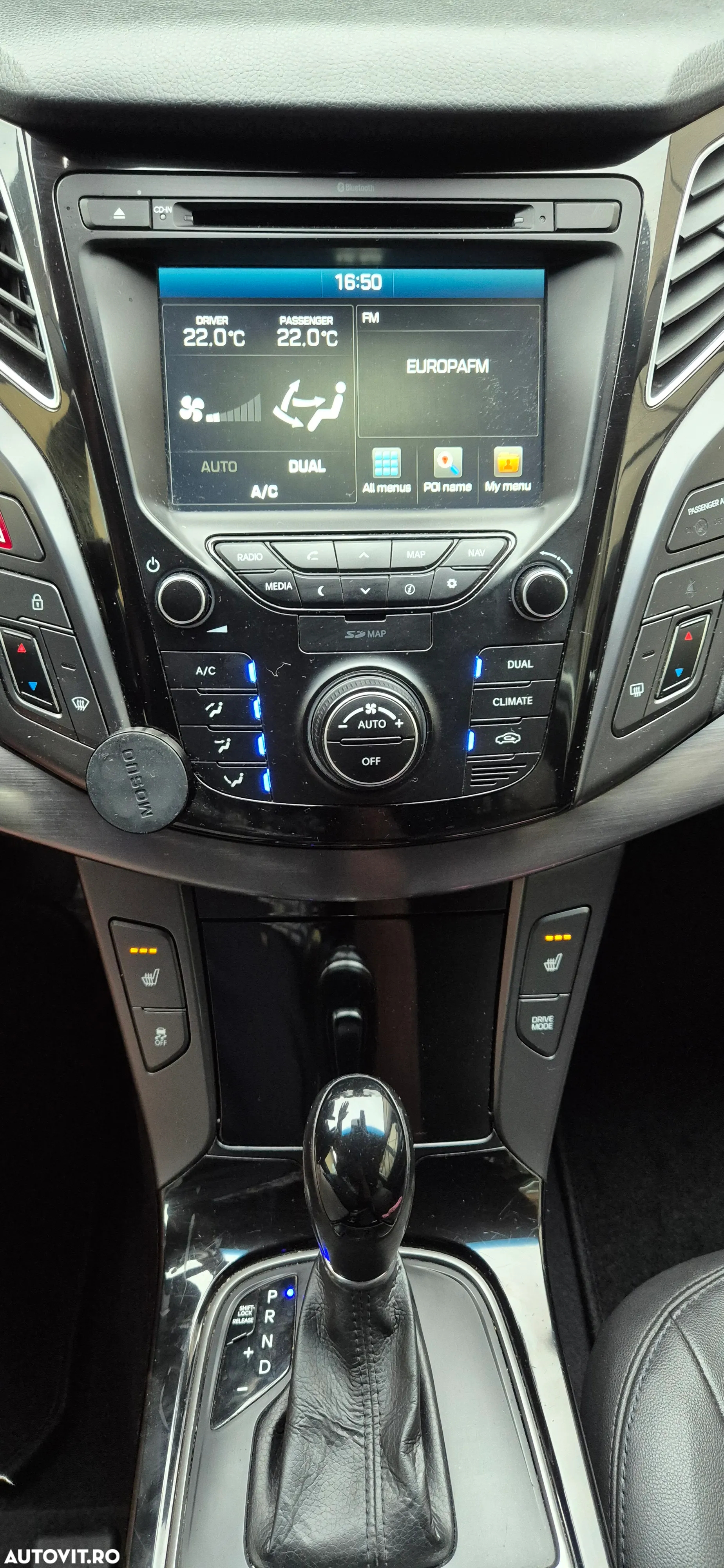 Hyundai i40 Kombi 1.7 CRDi DCT Premium - 11