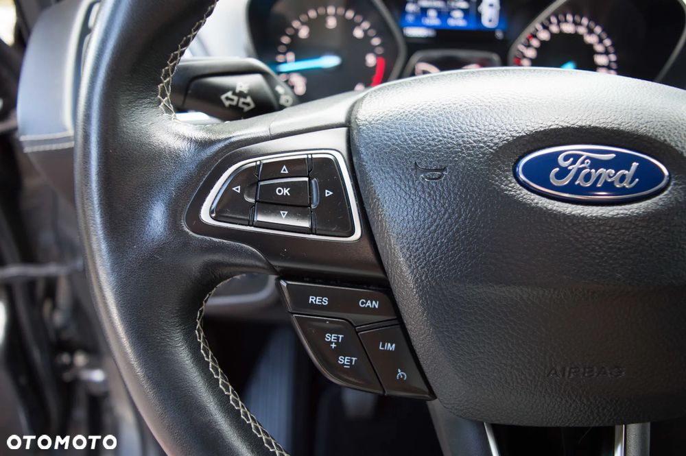 Ford Kuga 2.0 TDCi 4x4 Vignale - 22
