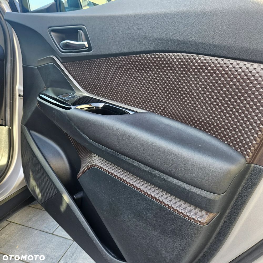 Toyota C-HR 1.8 Hybrid Prestige - 17