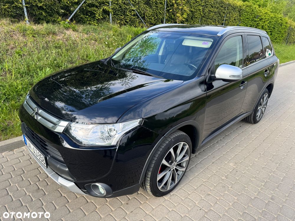 Mitsubishi Outlander 2.2 DI-D 4WD Intense - 1