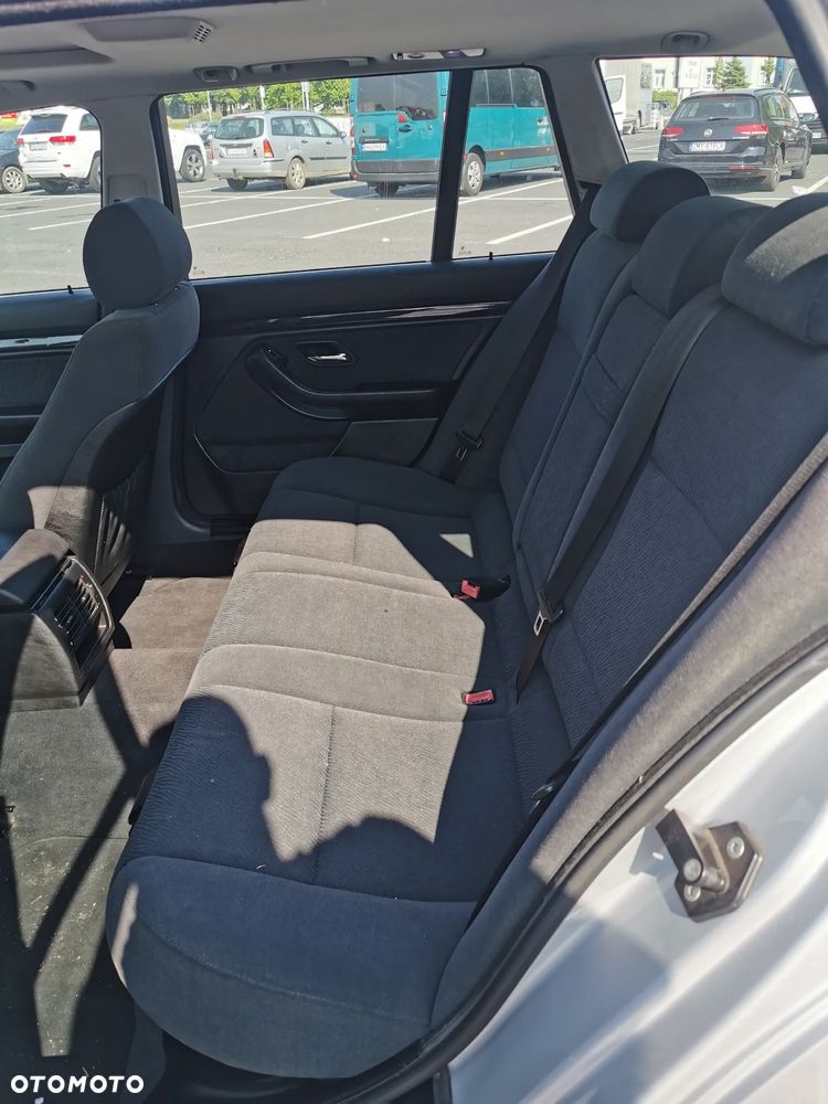 BMW Seria 5 - 12