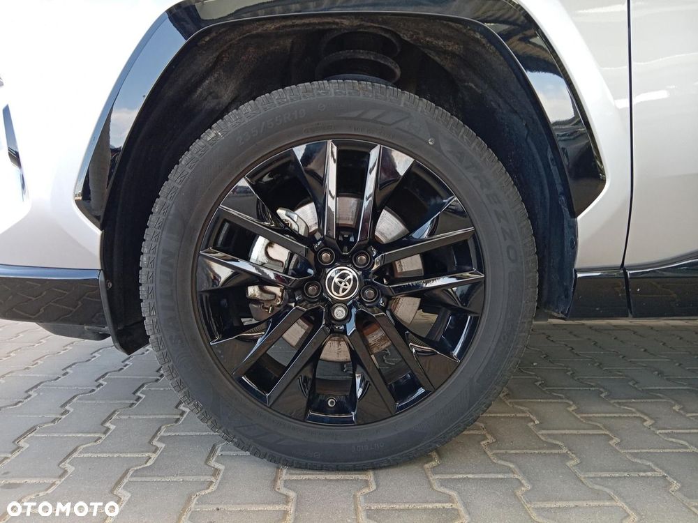 Toyota RAV4 - 18