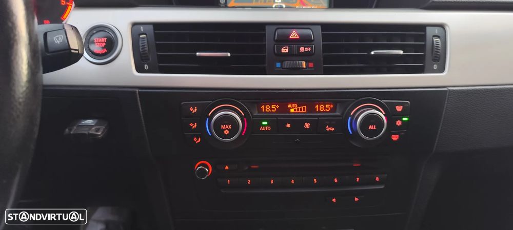 BMW 318 d Line Sport - 12